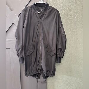 Kenneth Cole Adjustable Zip Up Ruched Sleeve in Black